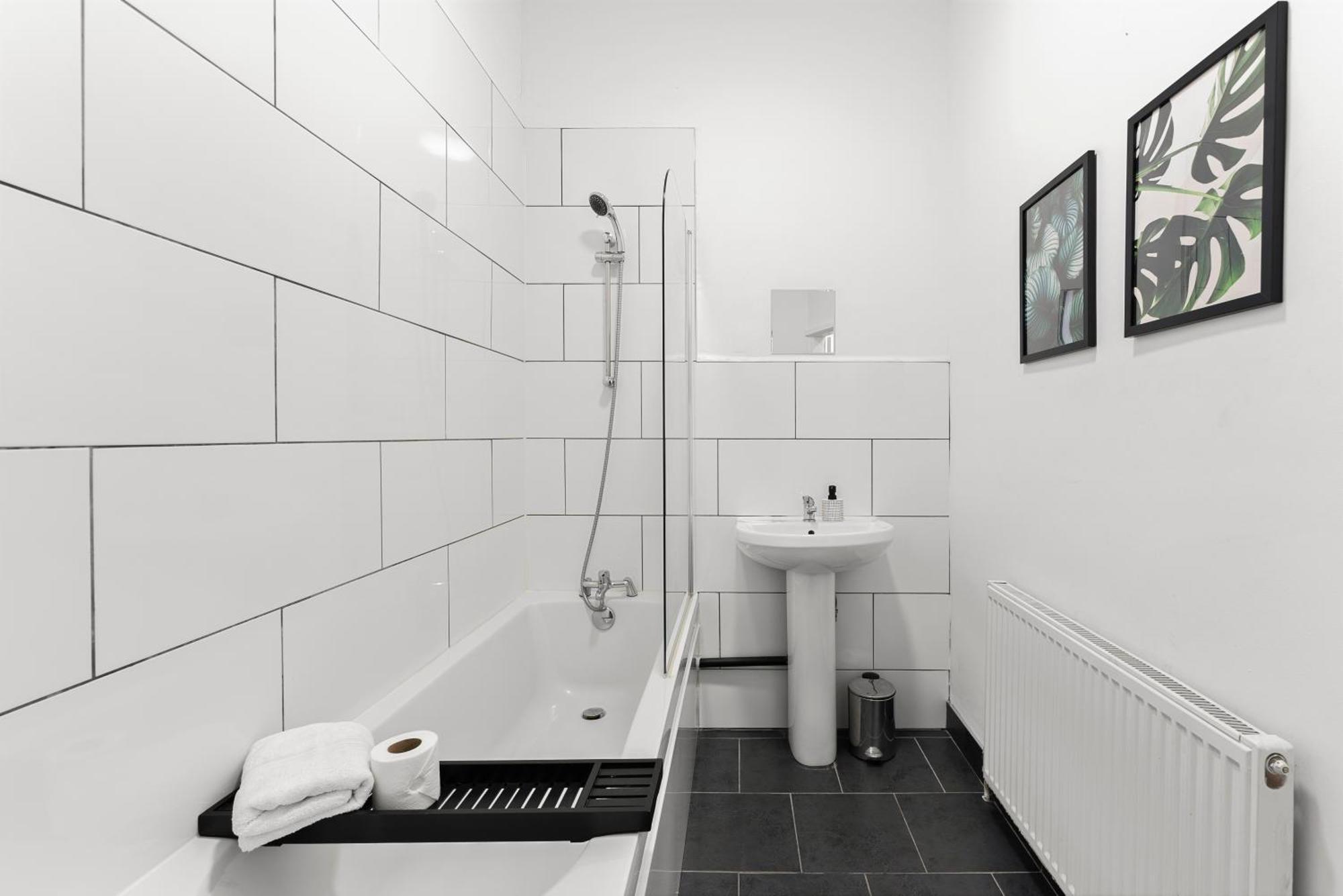 Appartement 20 Percent Off! Stylish Sheffield Abode Sleeps 12 Extérieur photo