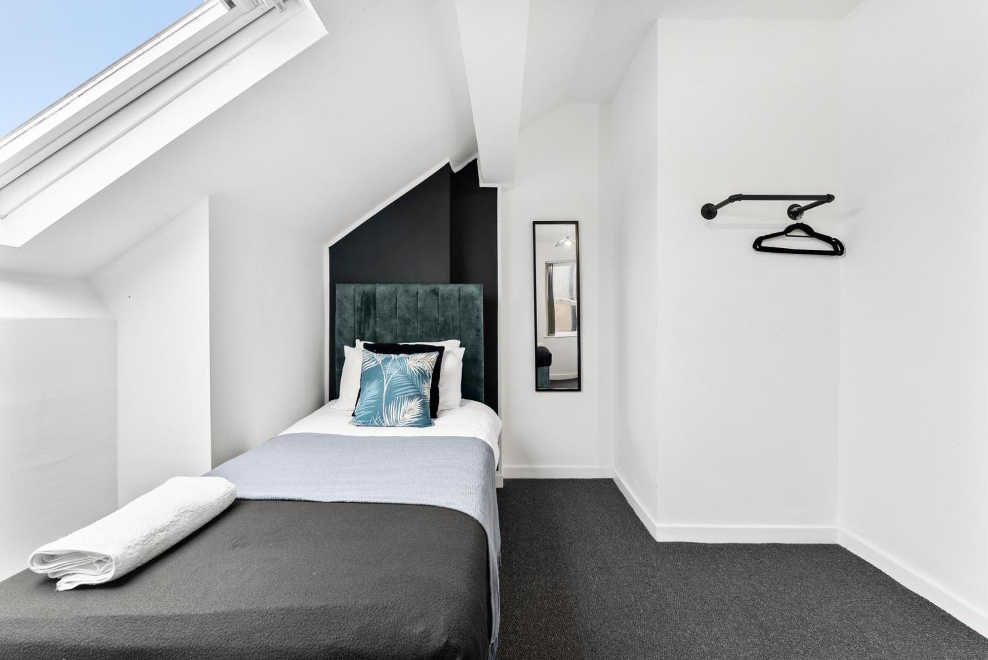 Appartement 20 Percent Off! Stylish Sheffield Abode Sleeps 12 Extérieur photo