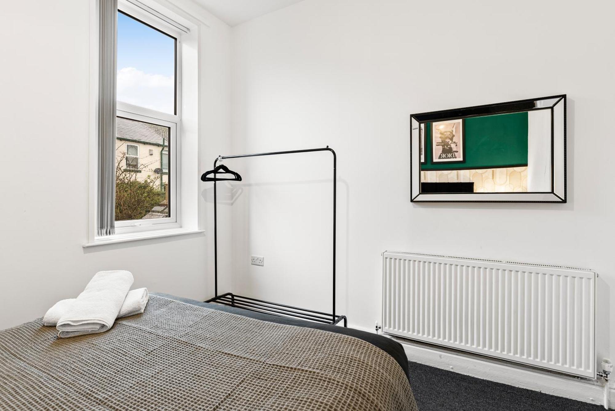 Appartement 20 Percent Off! Stylish Sheffield Abode Sleeps 12 Extérieur photo
