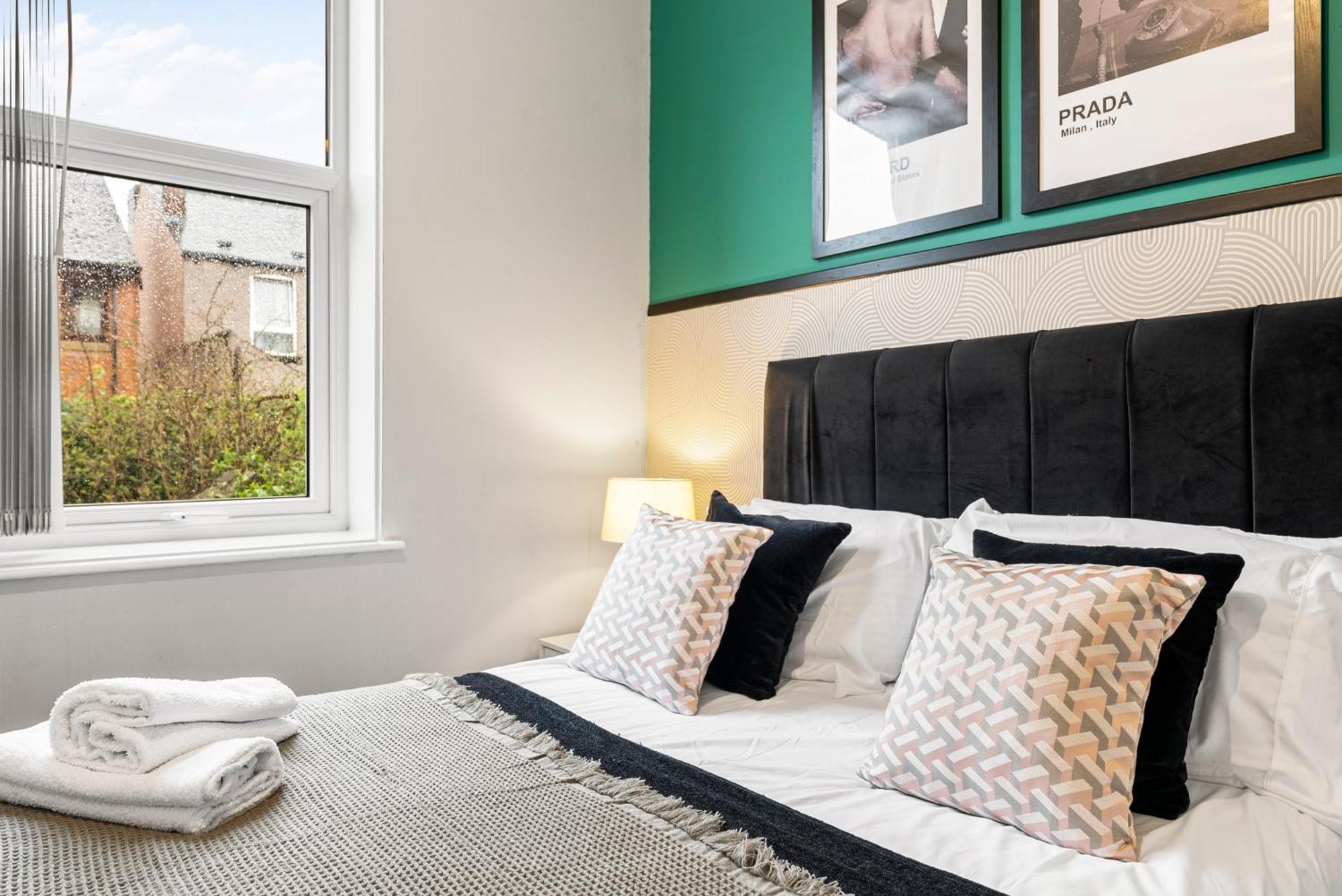 Appartement 20 Percent Off! Stylish Sheffield Abode Sleeps 12 Extérieur photo