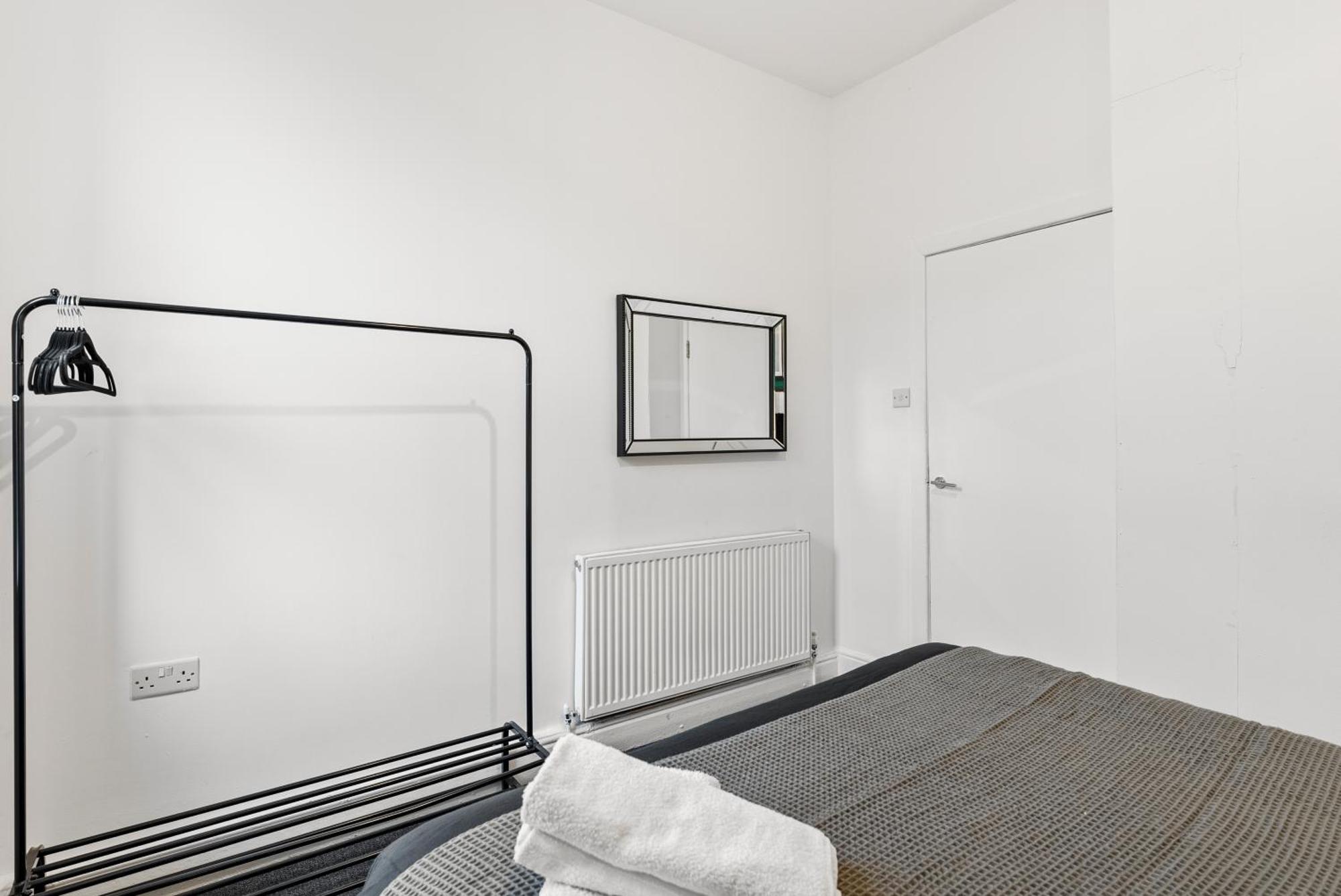 Appartement 20 Percent Off! Stylish Sheffield Abode Sleeps 12 Extérieur photo