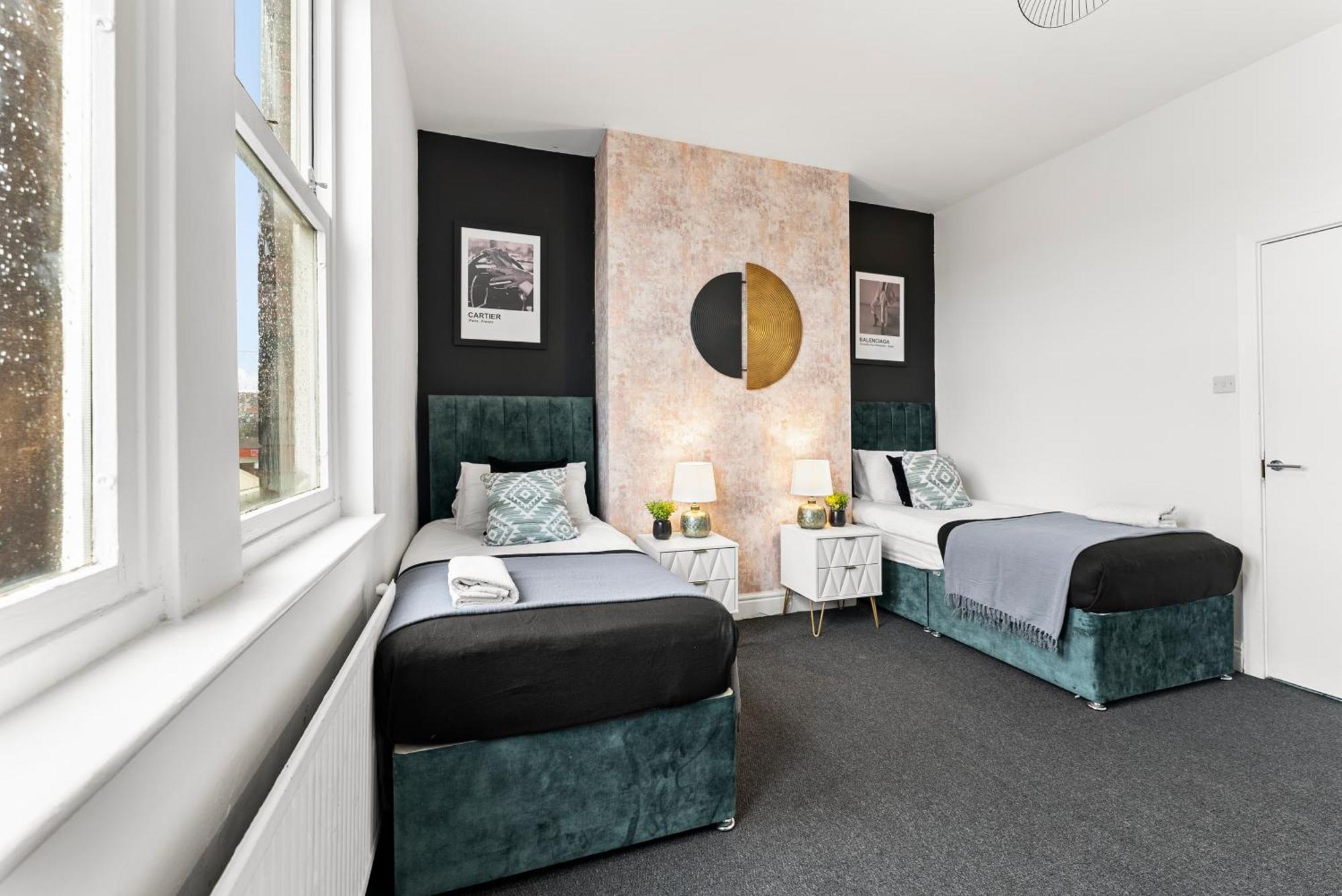 Appartement 20 Percent Off! Stylish Sheffield Abode Sleeps 12 Extérieur photo